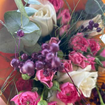 Beklentiyi Karşılamayan Çiçek Ve İletişim Sorunu Yaşadım