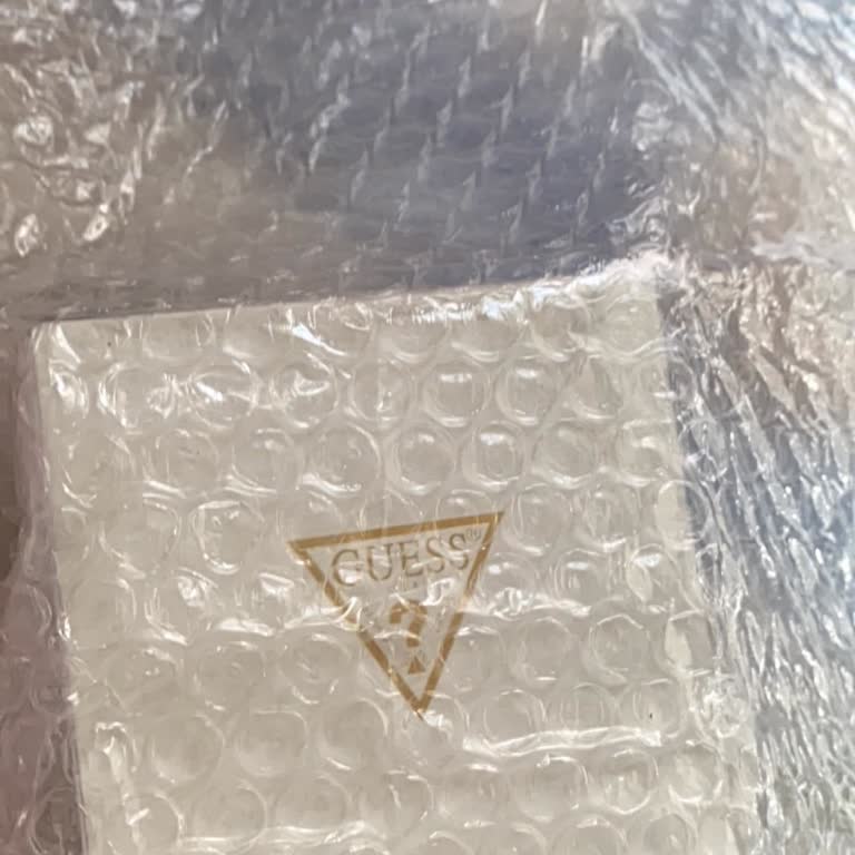 Siparişimde Hediye Paketi Ve Poşet Talebim Karşılanmadı, Paketleme Özensizdi