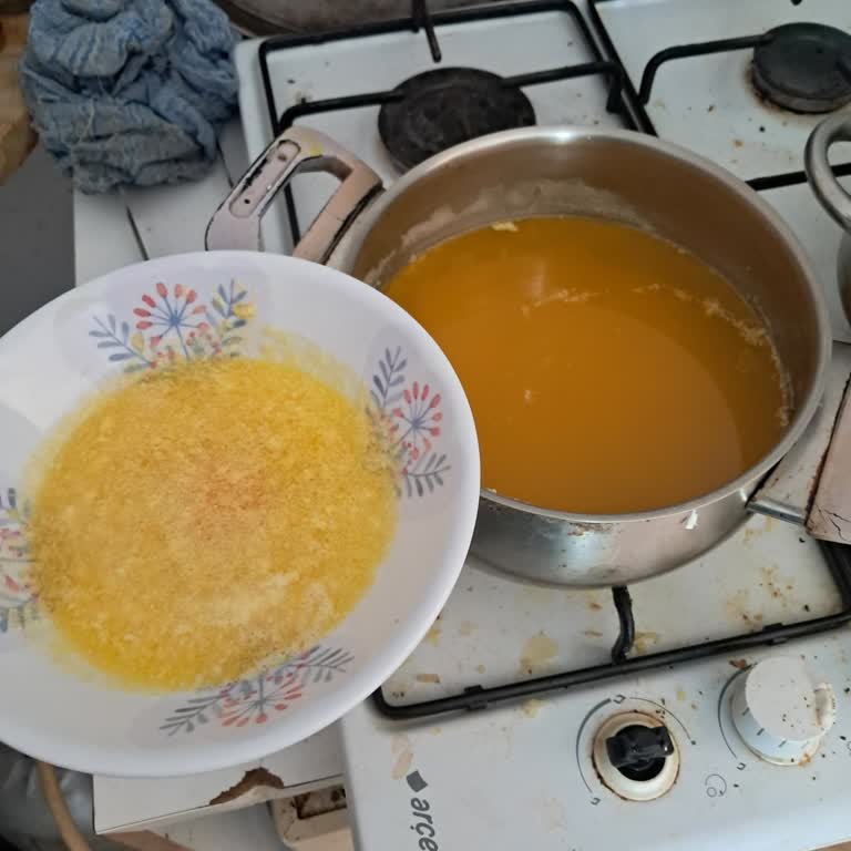 Aldığım Peynir Ve Tereyağı Kalitesiz Çıktı, Firma İletişimi Engelledi