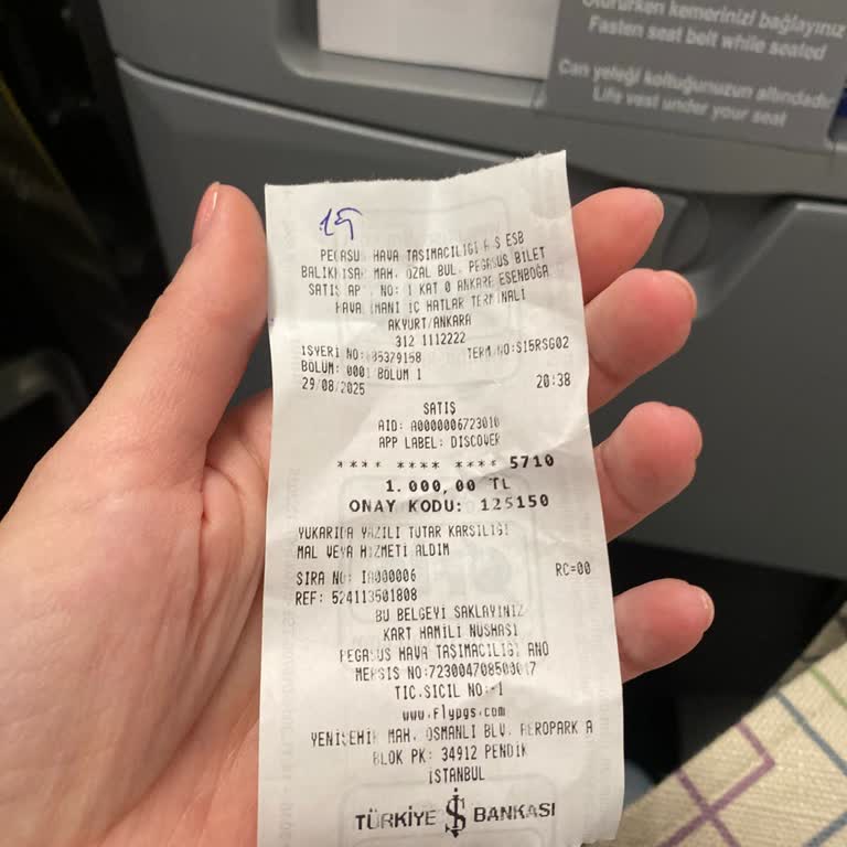 Aktarmalı Uçuşta Haksız Valiz Ücreti Ve Yetersiz Müşteri Hizmeti Deneyimi