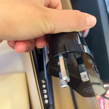 Dyson Airstrait Adaptör Sorunu: Cihazı Kullanamıyorum, Mağduriyetim Giderilmiyor