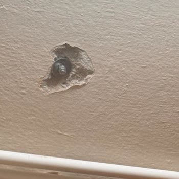 Yanlış Klima Montajı Sonucu Evde Hasar Ve Güvenlik Riski