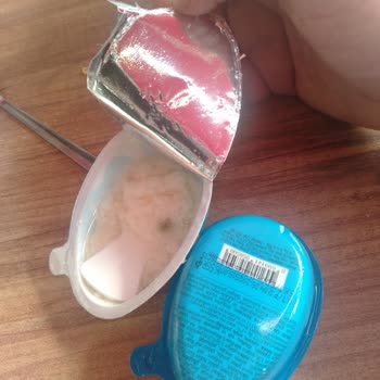 Küflü Ozmo Cool Egg Ürünü Çocuk Sağlığını Riske Atabilirdi