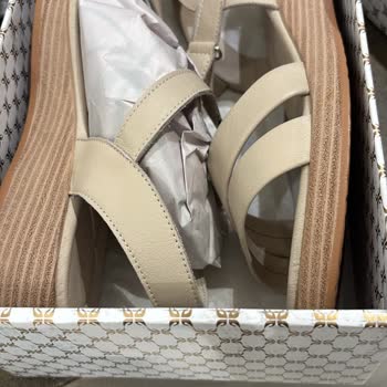 Tergan Mağazasında Yanlış Renk Ayakkabı Teslimatı Ve Hayal Kırıklığı