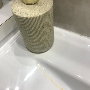 Zara Home Reçine Sıvı Sabunlukta Kısa Sürede Paslanma Ve Çatlama Sorunu