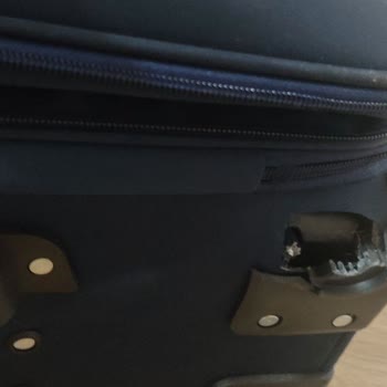 Pegasus Uçuşunda Valizimin Tekerleği Kırıldı, Mağduriyet Yaşadım