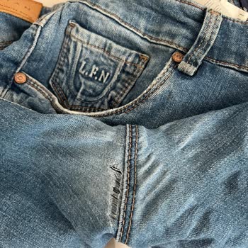 Lufian Kısa Sürede Yırtılan Pantolon İçin Değişim Talebi