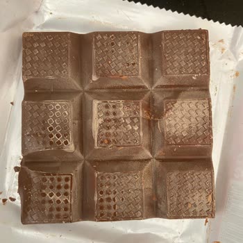 Son Kullanma Tarihi Geçmemiş Çikolatada Beyazlama Sorunu