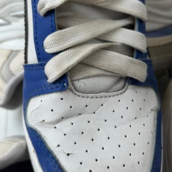 Kısa Sürede Yıpranan Ayakkabı Ve Boyner’den Uzun Süren Geri Dönüşsüzlük!