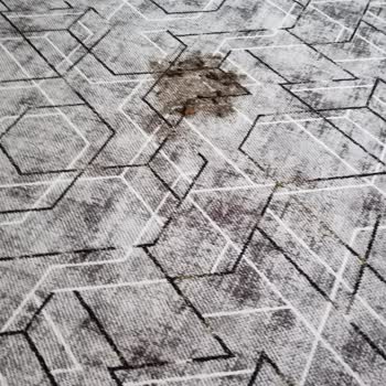 Sivritepe Parkı'nda Temizlik Ve Bakım Eksikliği Keyif Kaçırıyor