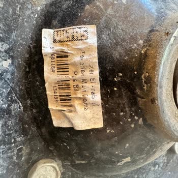 Satın Alınan El Arabası Tekerleği Kısa Sürede Çatladı, Garanti Kapsamında Değişim Talebi