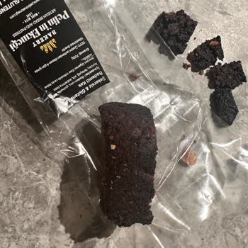 Pelin'in Ekmeği Yanmış Kek Gönderimi!