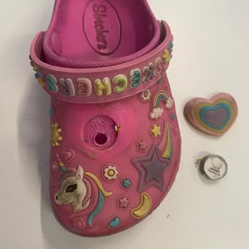 Garanti Kapsamındaki Terlikte Amblem Ve Pil Sorunu, Müşteri Hizmetlerinden Yanıt Alınamıyor