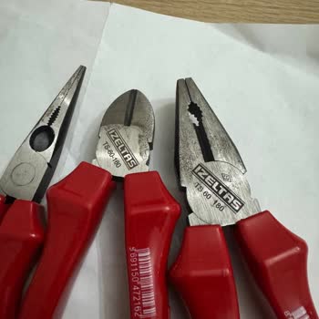 Satın Aldığım İzeltaş El Aletlerinde Kısa Sürede Paslanma Sorunu!