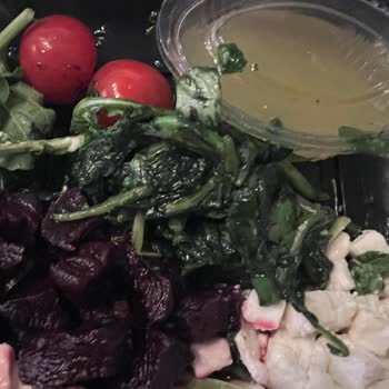 Aldığım Salata Çürük Ve Kokmuş Çıktı, Para İadesi Talep Ediyorum