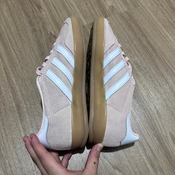 Kullanılmış Ve Kusurlu Ayakkabı Gönderimiyle Hayal Kırıklığı