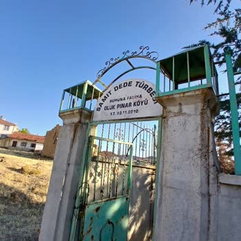 Sabit Baba Türbesi Bakımsız Ve Terk Edilmiş Durumda