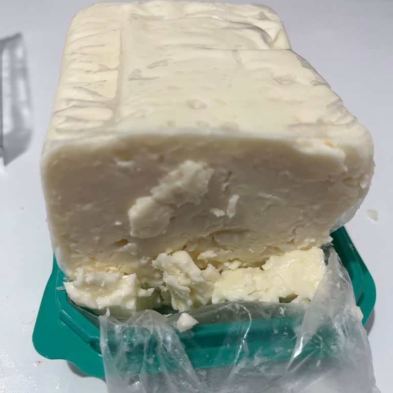 Aldığım Beyaz Peynirin Kokusu Ve Tadı Bozuk Çıktı Para İadesi Yapılmıyor