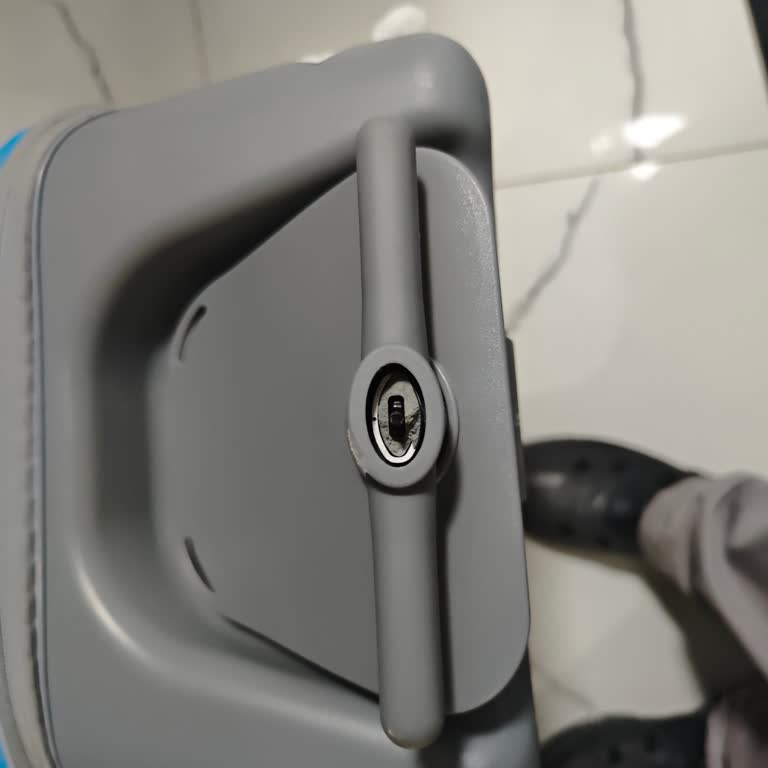 Çocuk Valizimin Kırık Teslim Edilmesiyle Mağduriyet Yaşadım