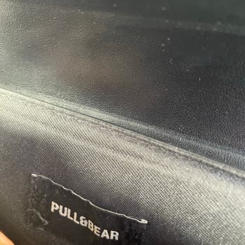 Mi bolso Pull&Bear se peló antes de cumplir un año de uso