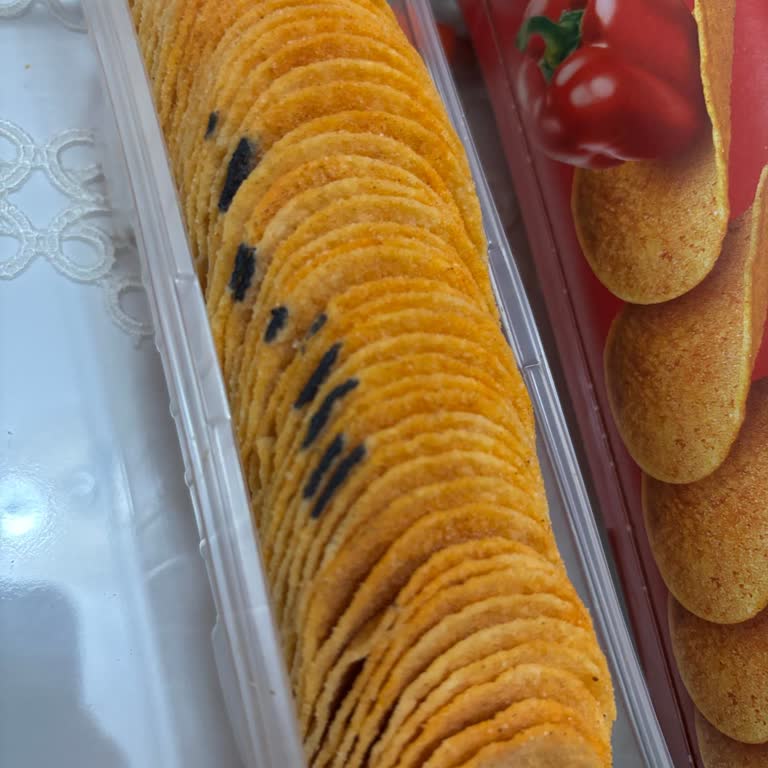 Aldığım Cipsin Üzerinde Küf Benzeri Siyah Lekeler Çıktı