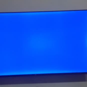 TCL 43L5A Televizyonda Işık Sızması Ve Donma Sorunları, Servisten Çözüm Alınamıyor