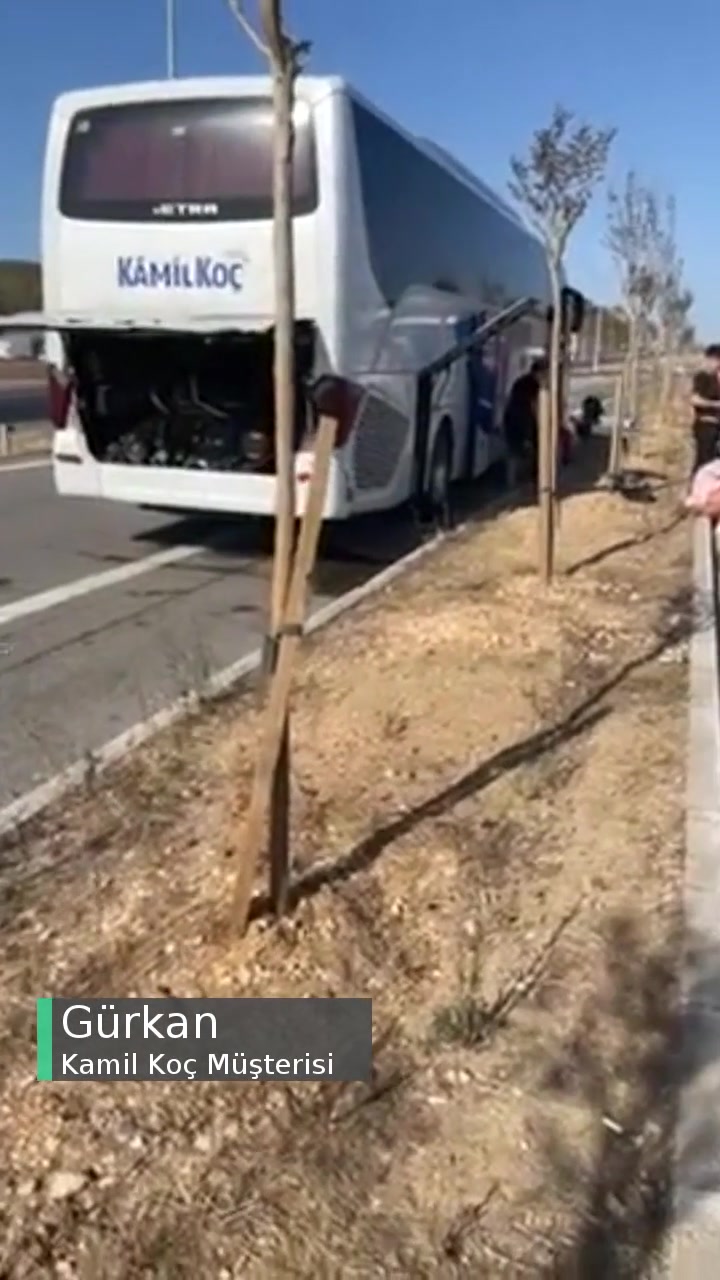 Kamil Koç Pişmanlıktır;  4:30 Saatlik Yol 9 Saat Oldu videonun kapak resmi