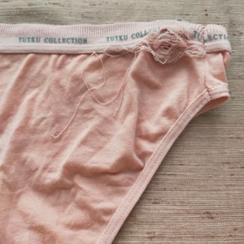 İlk Yıkamada Dikişleri Atan İç Çamaşırı Mağduriyeti