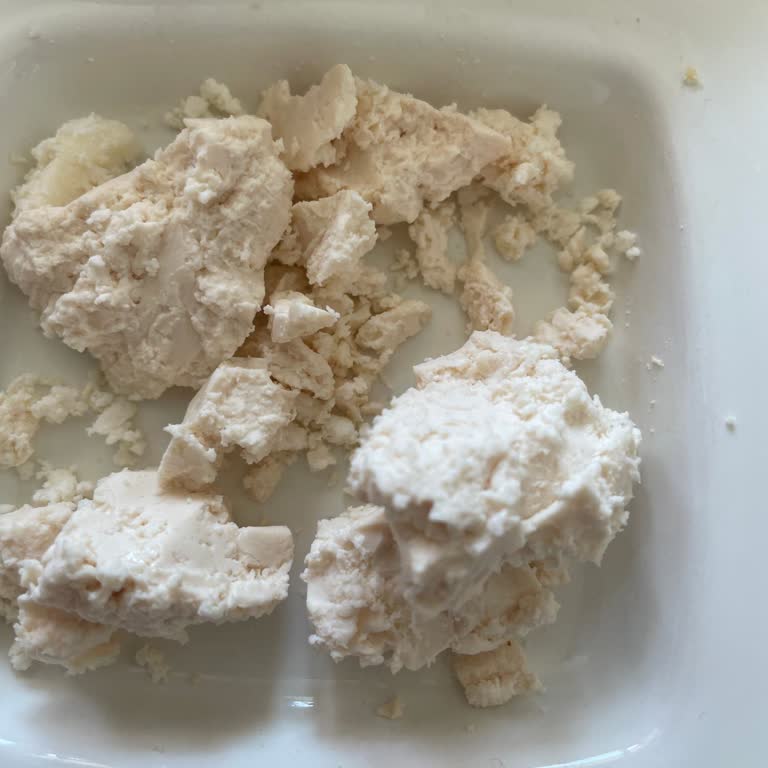 Lor Peynirinde Ambalajdan Kaynaklanan Turuncu Renk Ve Sağlık Endişesi