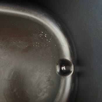 Airfryer'ın Pişirme Haznesinde Soyulma Problemi Ve Ürün Değişim Talebi