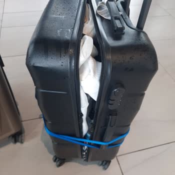 Yeni Verilen Bagajım Kısa Sürede Hasar Gördü, Çözüm Bekliyorum