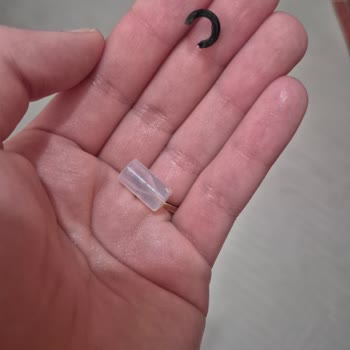 Grundig Espresso Makinesi Süt Haznesi Kırıldı, Garanti Kapsamında Destek Talebi