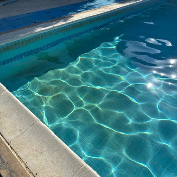 Hijyen Sorunları Ve İade Talebi: Kuşadası Risus Hotel'de Kötü Deneyim