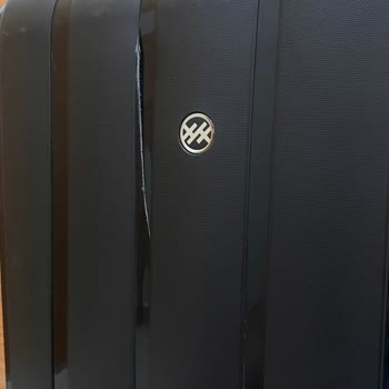 Kırılmaz Olarak Satılan Bavulum Seyahat Sonrası Yırtıldı, Garanti Kapsamında Değişim Talep Ediyorum