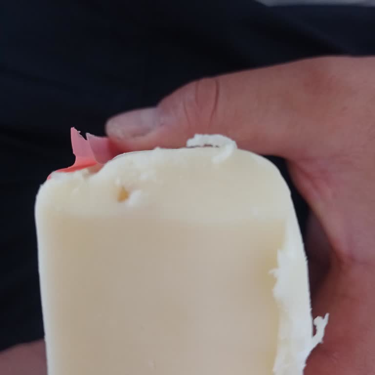 Kaşar Peynirinden Plastik Parça Çıktı, Güvenim Sarsıldı