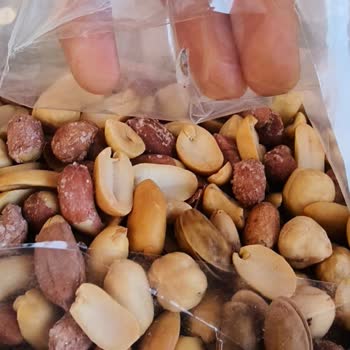 Urfalıoğlu Kuruyemiş Bayat ve Kurtlu