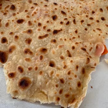 Sahra Gözleme, Gözleme İle Birlikte Pişmiş Bir Böcek Çıktı