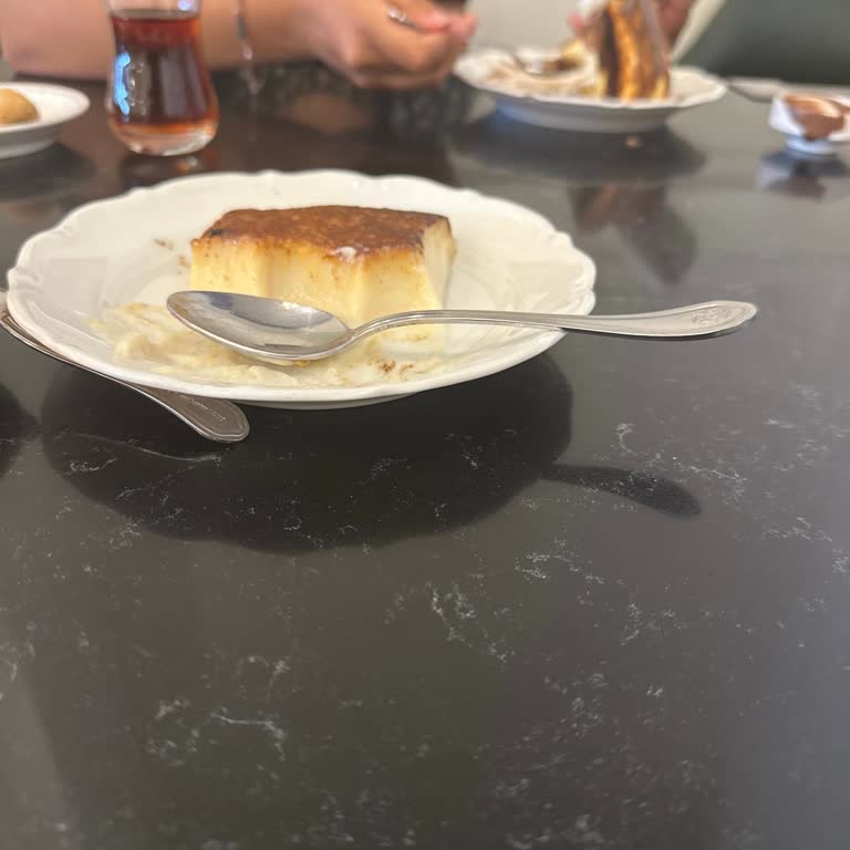 Kızılay GMK Şubesinde Yavaş Servis Ve Olumsuz Çalışan Davranışı