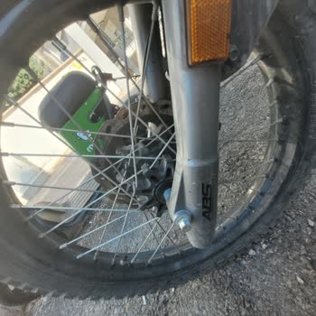 Hero Motosiklet Lastiğinde Nedensiz Çatlamalar Yaşıyorum