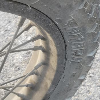 Hero Motosiklet Lastiğinde Nedensiz Çatlamalar Yaşıyorum