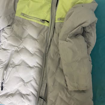 Kısa Sürede Yırtılan Mont İçin İade Talebim Reddedildi