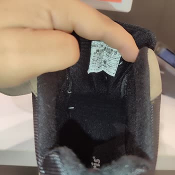 FLO Mağazasında Unutulan Alarm İğnesi Çocuğuma Zarar Verdi Çözüm Sunulmadı