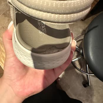 Kısa Sürede Yıpranan Sandalet İçin İade Ve Açıklama Yapılmadı