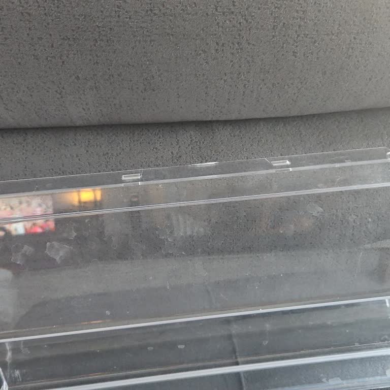 Dondurucu Kapağı Kırıldı, Yedek Parça Bulunamıyor Ve Müşteri Hizmetleri Cevap Vermiyor