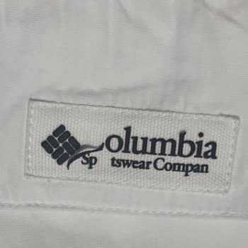 Yeni Alınan T-shirtte Logo Harfi Düştü, Değişim Talep Ediyorum