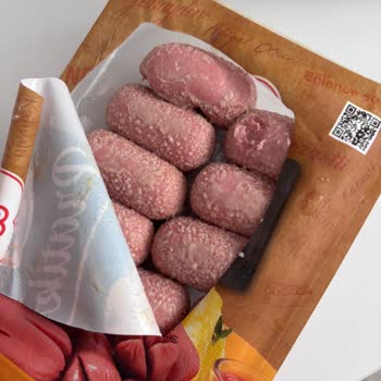 Taze Olması Gereken Sosis Bozuk Ve Kötü Kokulu Çıktı