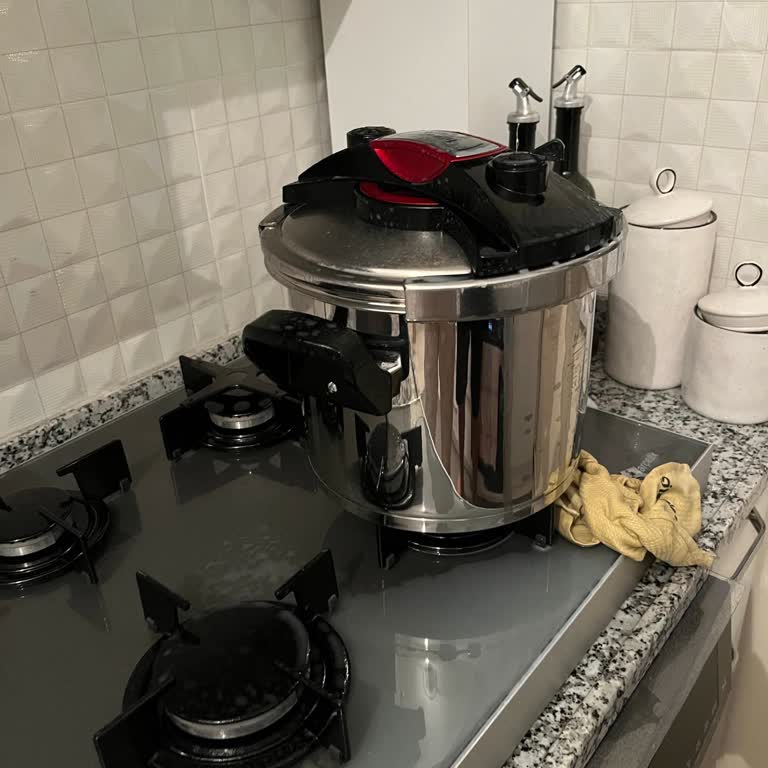 Hisar Düdüklü Tencere Güvenlik Sorunu Ve Müşteri Hizmetlerinde Ciddi Mağduriyet