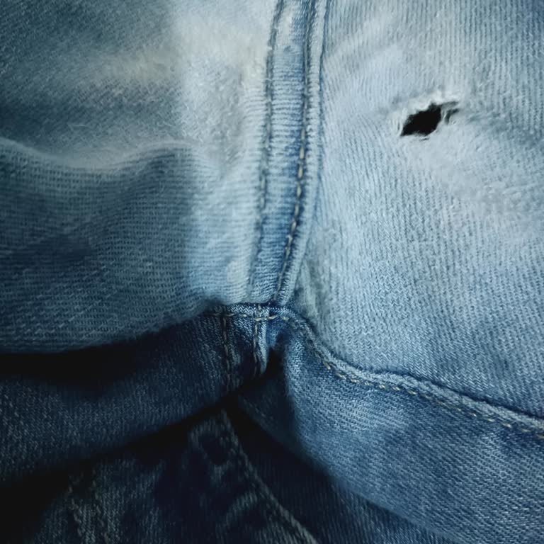 Mavi Premium Blue Pantolonum Kısa Sürede Yırtıldı Ve Renk Attı Garanti Reddedildi