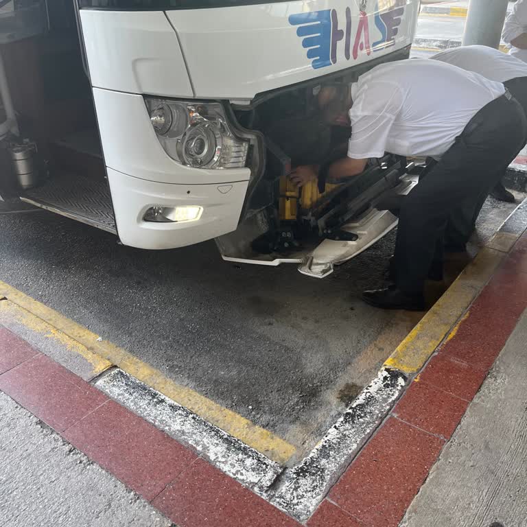 Otobüs Arızası Nedeniyle Uçak Ve Otobüs Bileti Mağduriyeti