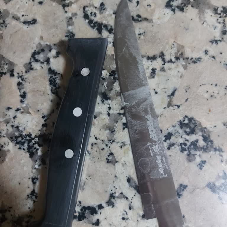 Bıçak Setinde Kırılma Ve Paslanma Sorunu, Garanti Kapsamında Çözüm Talebi